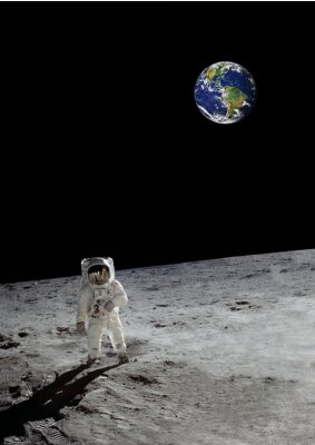 Poster  Vue d'un astronaute sur la Lune avec la Terre en arrière-plan