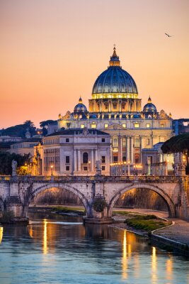 Poster  Vue de la basilique Saint-Pierre à Rome au crépuscule