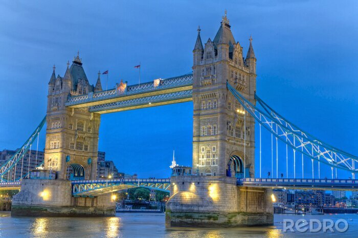 Poster  Vue de Londres sur le Tower Bridge