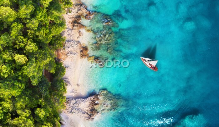Poster  Yacht dans la mer turquoise