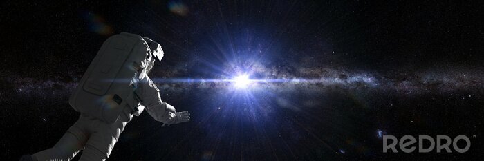 Sticker  Astronaute devant la Voie lactée