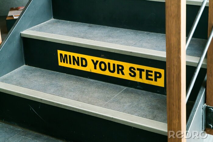 Sticker  Escalier avec l'esprit votre signe d'avertissement étape