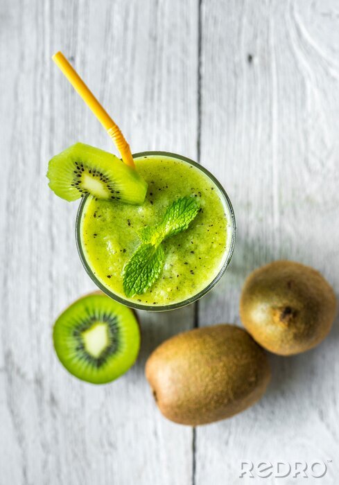Sticker  Healthy kiwi smoothie summer recipe