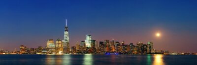 Panorama de New York avec la lune
