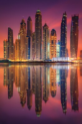 Sticker  Panorama nocturne de la ville de Dubaï