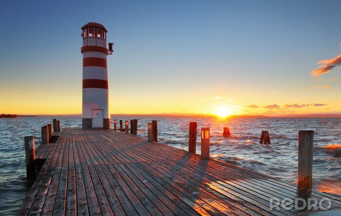Sticker  Phare près d'une passerelle