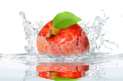 Pomme rouge avec feuille