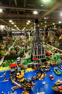 Sticker  Quai avec une maquette LEGO de phare