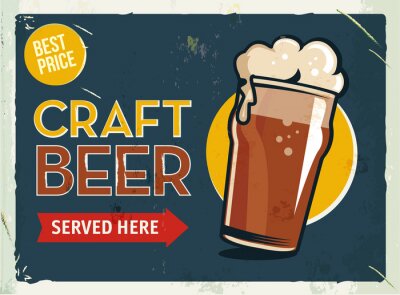 Sticker  Signe en métal grunge rétro avec de la bière. Un verre d'artisanat froid sombre. Affiche vintage. Panneau routier. Conception ancienne.
