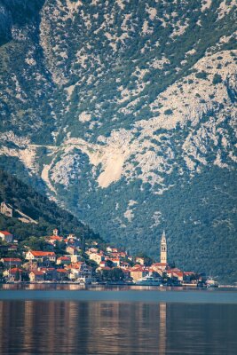 Soirée dans la ville de la mer