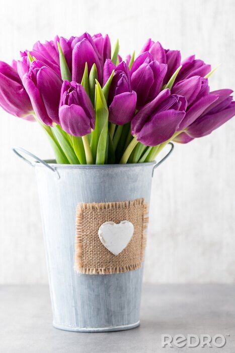 Sticker  Tulipes roses dans un bouquet dans un seau