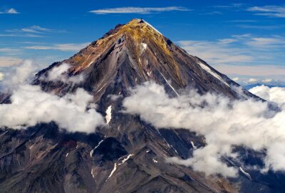 Volcan Koryaksky sur la péninsule du Kamchatka, en Russie.