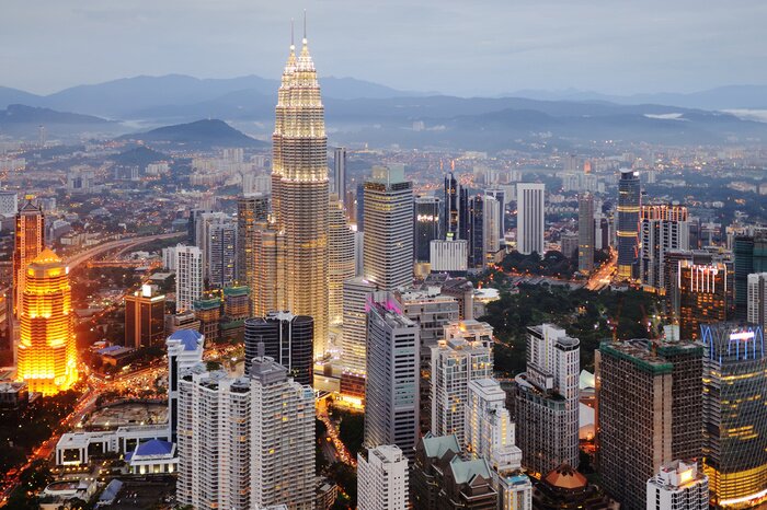Tableau  Aerial view of Kuala Lumpur at nightfall