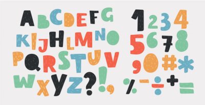 Alphabet et chiffres peints au feutre