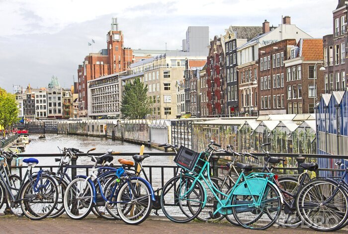 Tableau  Amsterdam et vélos sur le pont