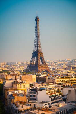 Architecture parisienne avec la Tour Eiffel
