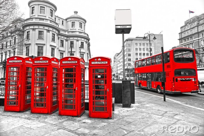 Tableau  Autobus rouge de Londres et cabines téléphoniques