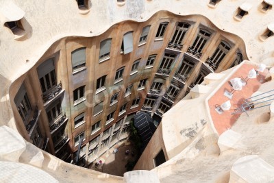 Tableau  BARCELONA - JULY 18: Abstract chimey of Casa Mila (La Pedrera) on JULY 18, 2011 in Barcelona, Spain. La Pedrera was built in 1906-1910 by the most famous catalan architect Anthoni Gaudi.