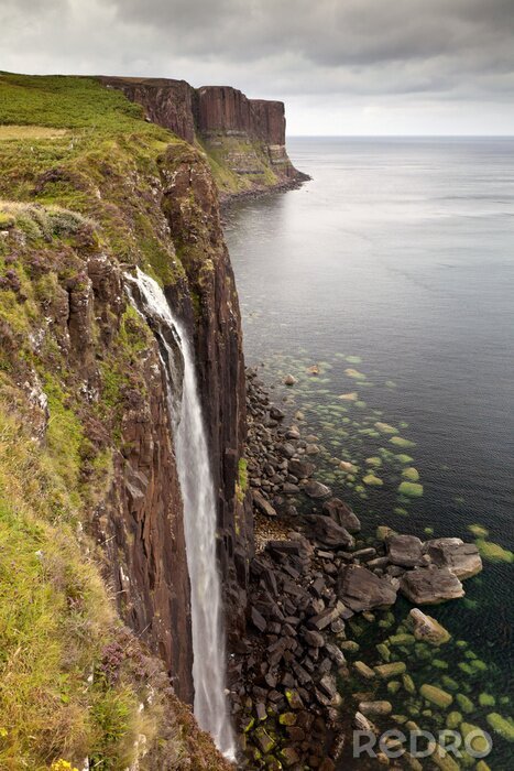 Tableau  Chute d'eau en Écosse