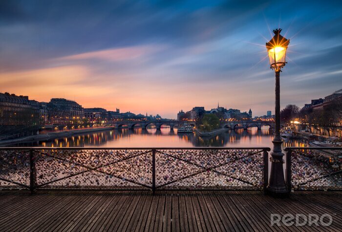 Tableau  Coucher de soleil sur un pont à Paris