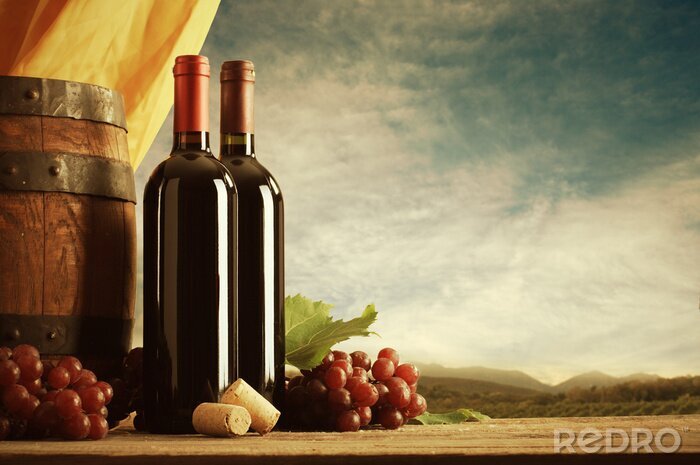 Tableau  Deux bouteilles et un baril de vin