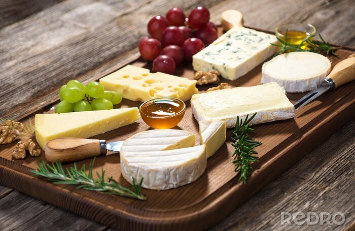 Tableau  Différents types de fromage,