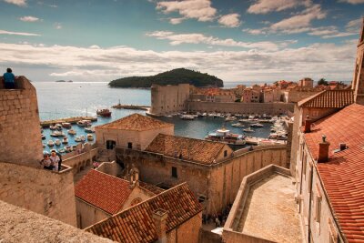 Tableau  Dubrovnik avec un port de plaisance