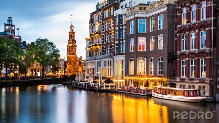 Tableau  Eglise et bâtiments à Amsterdam