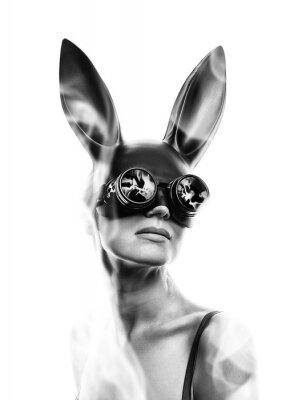 Tableau  Femme avec un masque de lapin