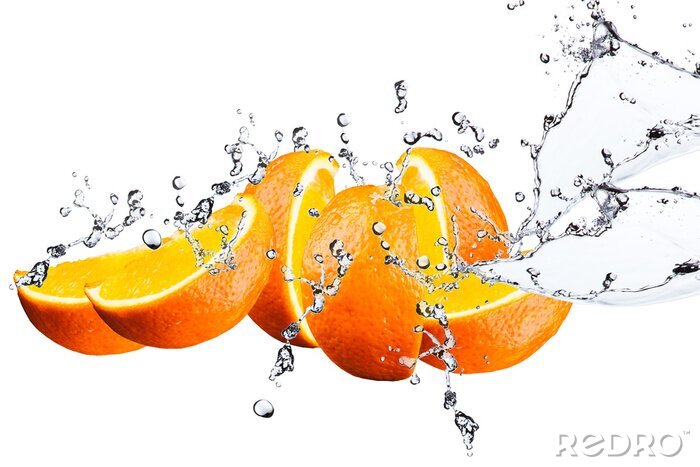 Tableau  Fruit orange coupée en tranches dans l'eau
