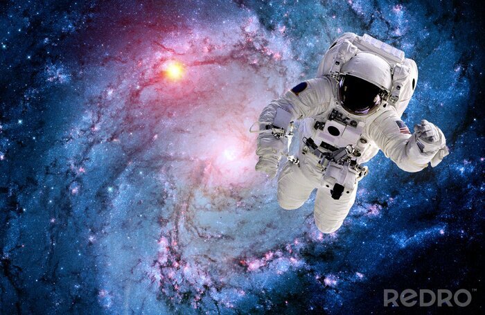 Tableau  Galaxie rose avec un plan rapproché de cosmonaute
