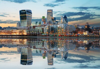 Tableau  Gratte-ciel de Londres au crépuscule Angleterre, Royaume-Uni