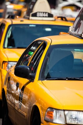 Gros plan sur les taxis jaunes
