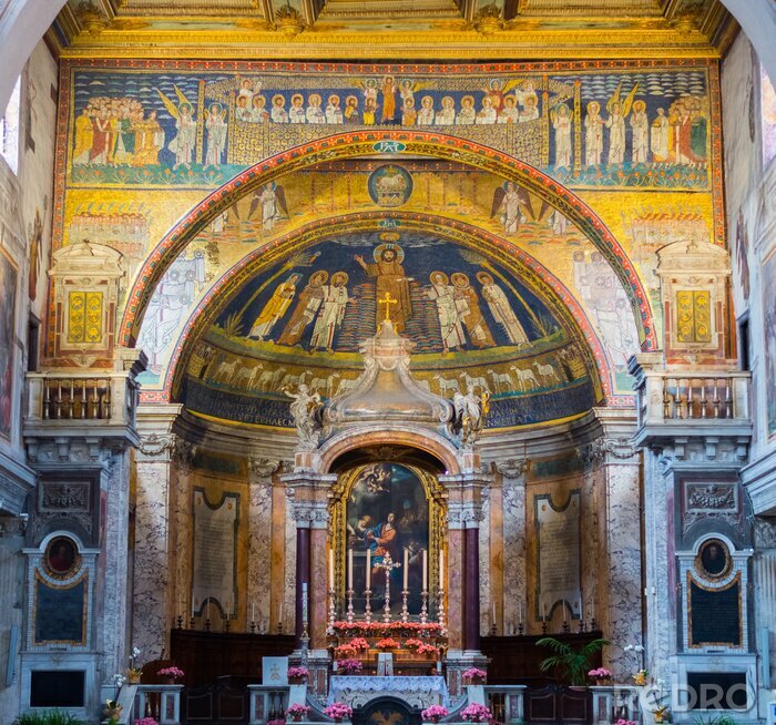 Tableau  Interior of roman church, Rome, Italy