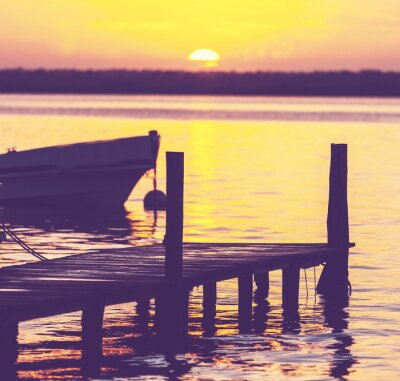 Tableau  Jetée  barque et coucher du soleil
