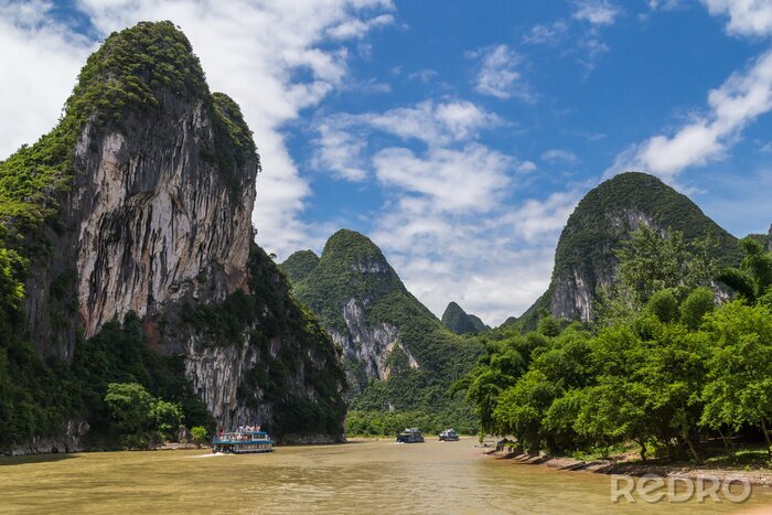 Tableau  Karst montagnes et calcaire pic de Li rivière en Chine