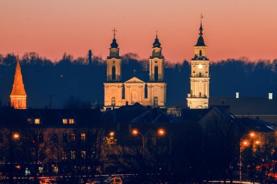 Tableau  Kaunas (Lituanie) de la vieille ville dans la soirée