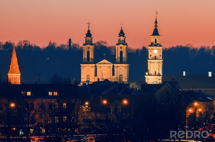Tableau  Kaunas (Lituanie) de la vieille ville dans la soirée