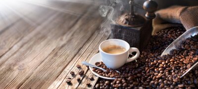 Le bon matin commence avec un bon café - Le matin illumine l'expresso traditionnel