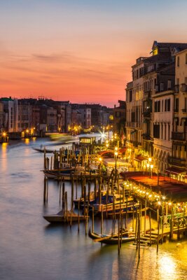 Le Grand Canal de Venise illuminé