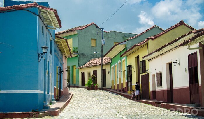 Tableau  Maisons basses et colorées à Cuba