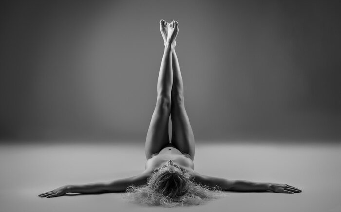 Tableau  naked women on grey background