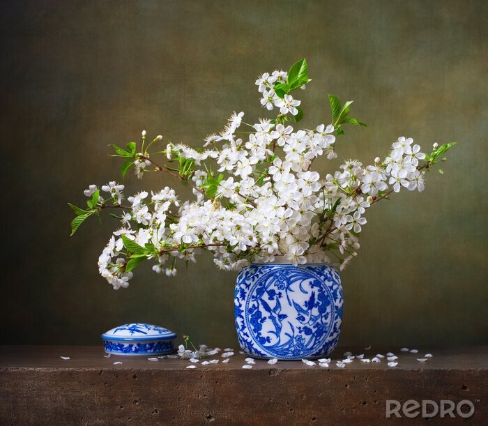 Tableau  Nature morte avec bouquet de fleurs de cerisier dans un vase chinois