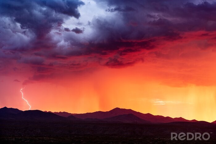 Tableau  Nuages au-dessus des montagnes en Arizona