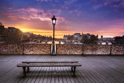 Nuages mauves sur Paris