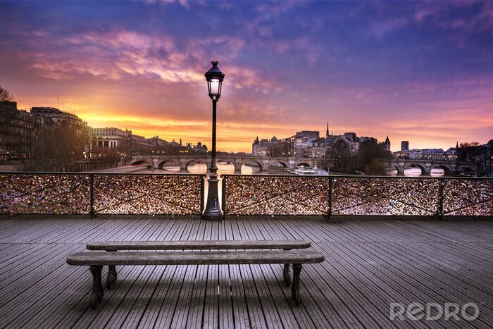 Tableau  Nuages mauves sur Paris