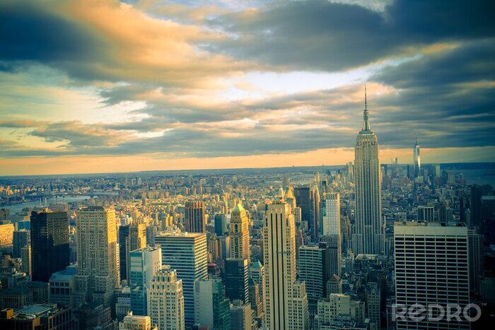Tableau  Panorama de New York et nuages