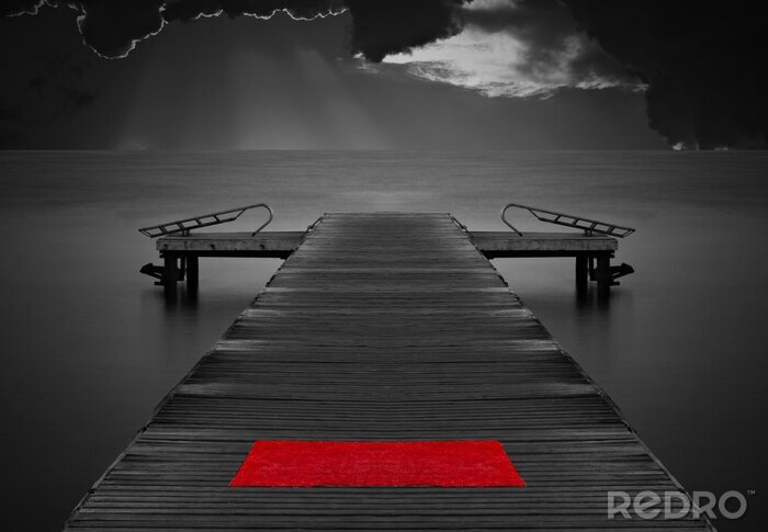 Tableau  Passerelle noir et blanc et serviette rouge