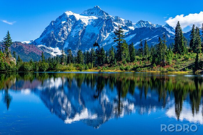 Tableau  Paysage avec lac et vue sur les montagnes