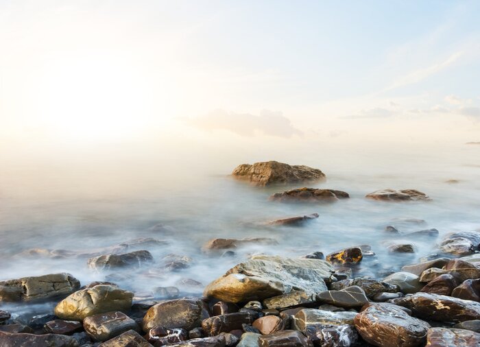 Tableau  Pierres de mer dans le brouillard